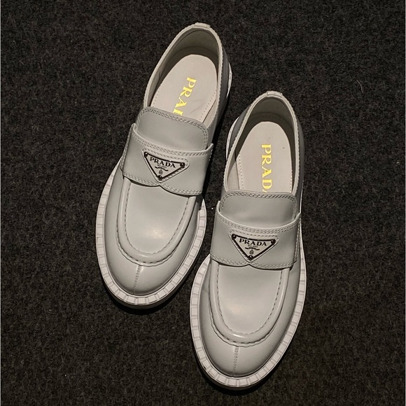 Prada Chocolate brushed leather in white - Picture 3 of 6